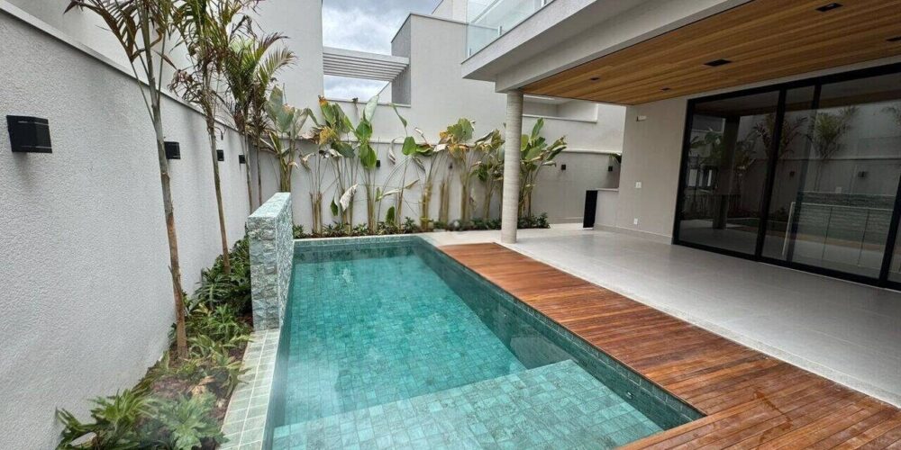 118382e5d33538339e438af8