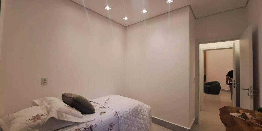 1a3db7be1327d6cd9b9920ad