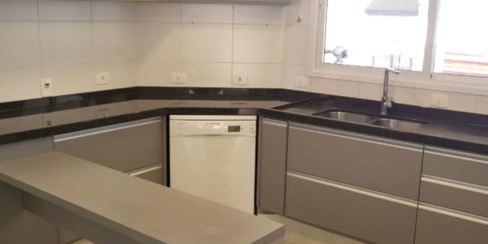 20231117103003832045