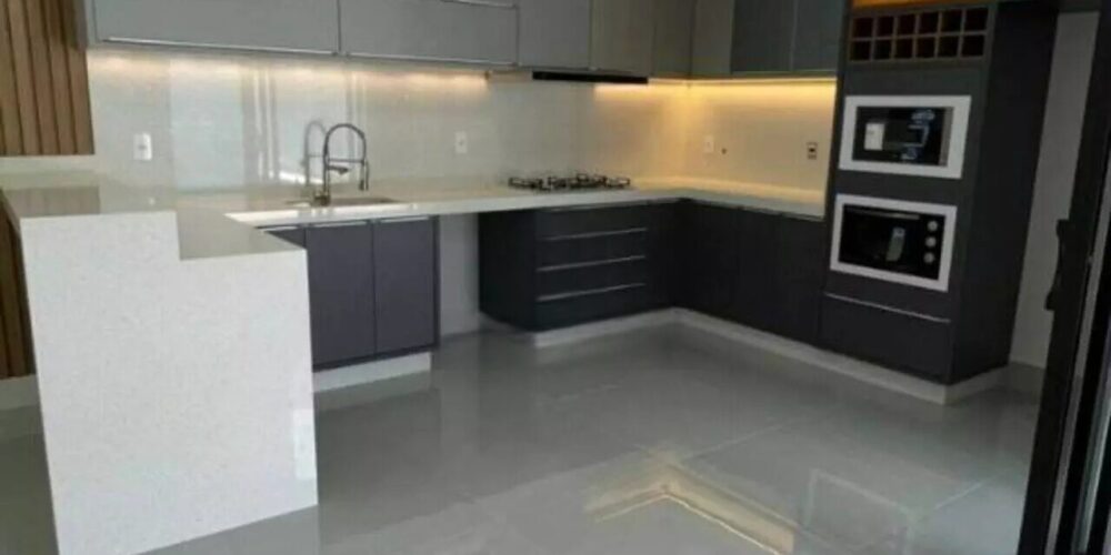 66e79f3dc2329f54c35ead98