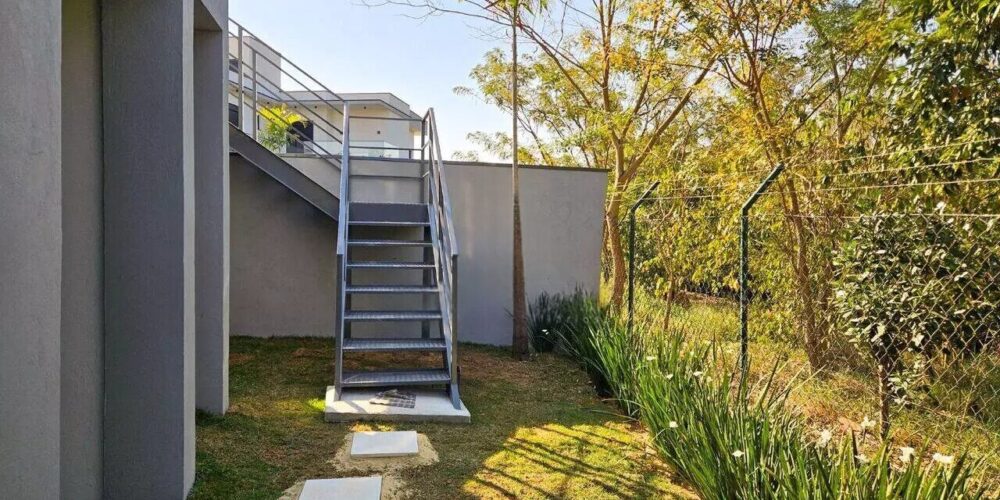 825d96c89ff44718fe701741