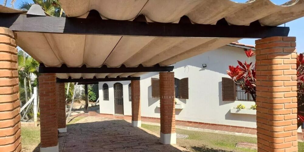 8c6f0af56f468bfab9e5e6de