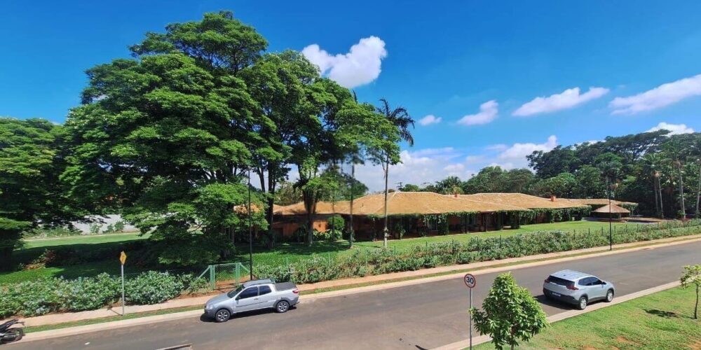 e7b575798b6fcb36a54a4978