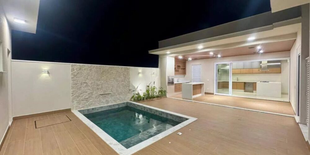 e953d553bb820840ef04504c