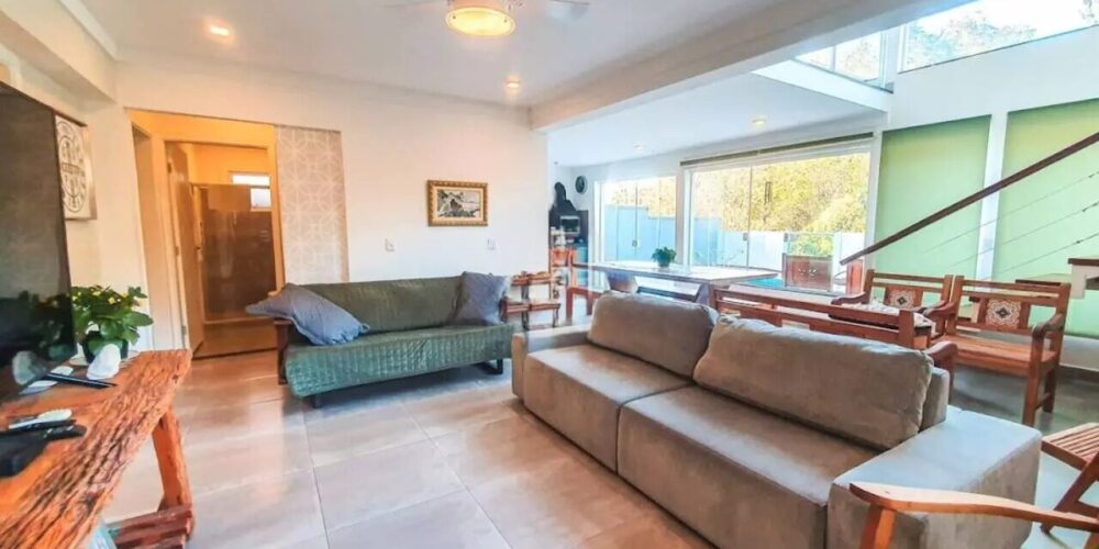 f18b1e374d9453e864a65212